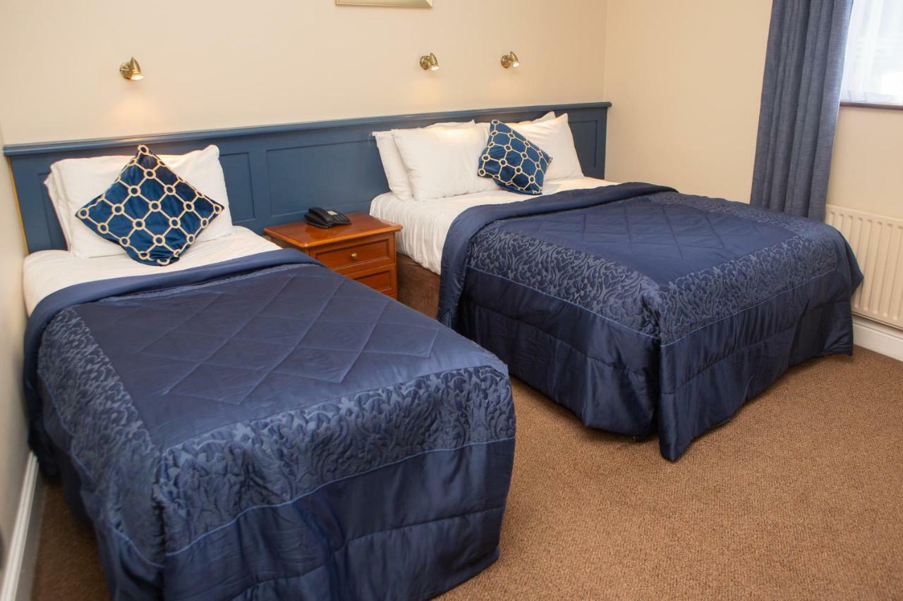 Leens Hotel Abbeyfeale Ngoại thất bức ảnh